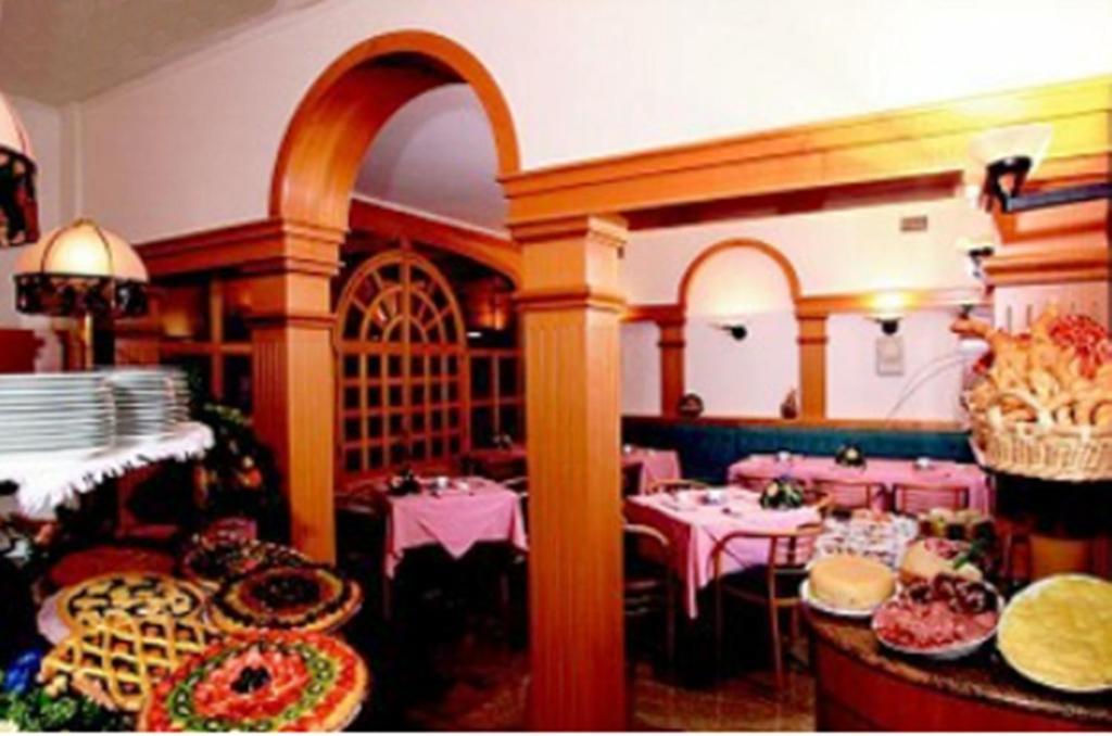 Hotel Garden Αντζόλα ντελ Εμίλια Εξωτερικό φωτογραφία